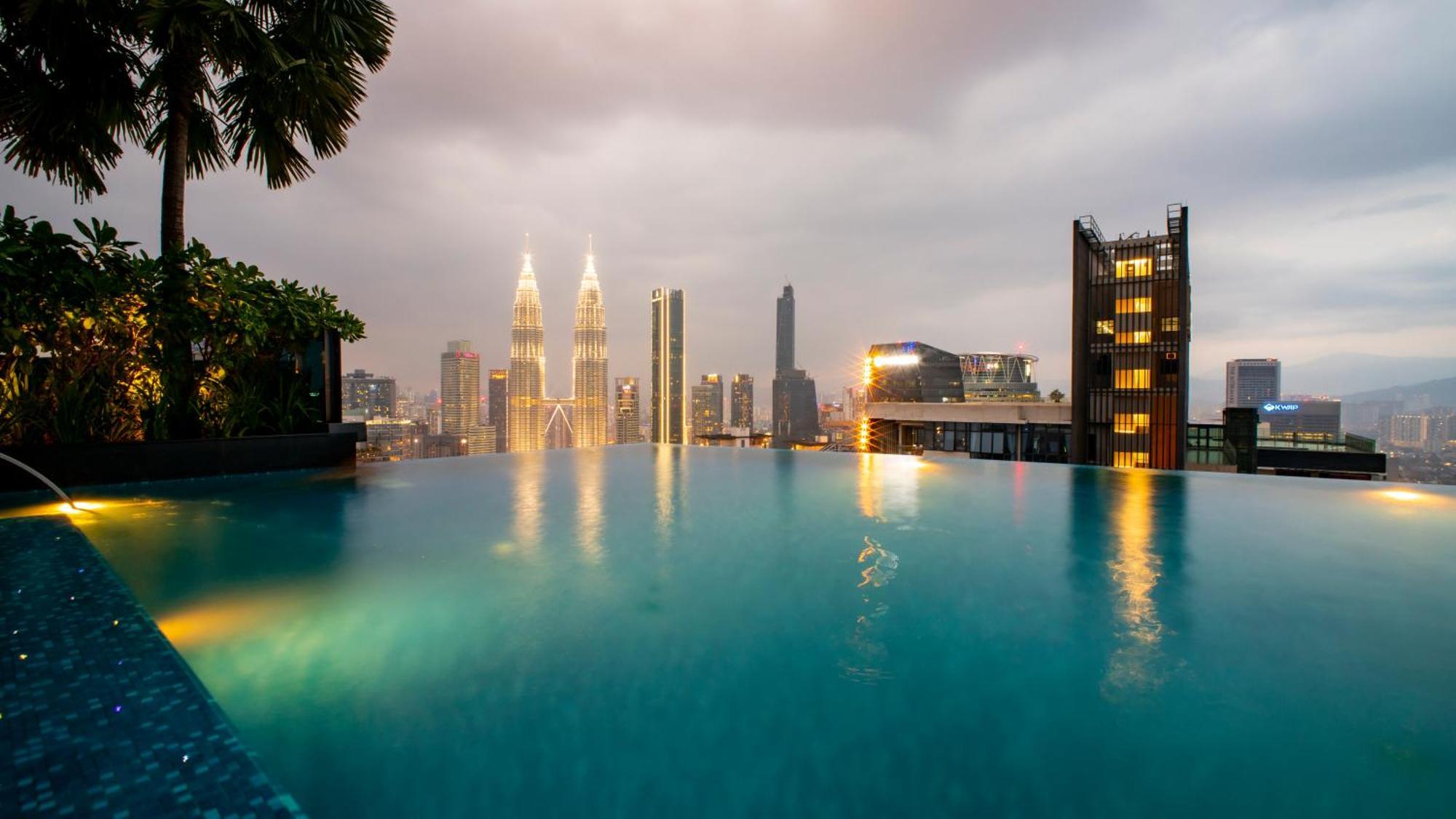 Moonway Suites At Eaton Klcc Kuala Lumpur Luaran gambar